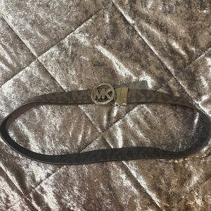 Michale Kors reversible belt (black or brown)